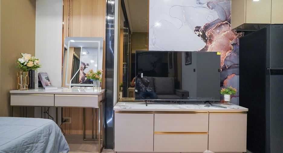 Wohnung zur Miete mit Studio in Huai Khwang, Bangkok