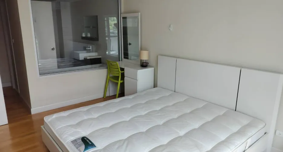 For rent 1 bed condo in Phaya Thai, Bangkok