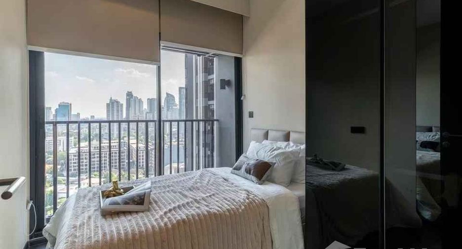 For rent 2 bedrooms condo in Khlong Toei, Bangkok
