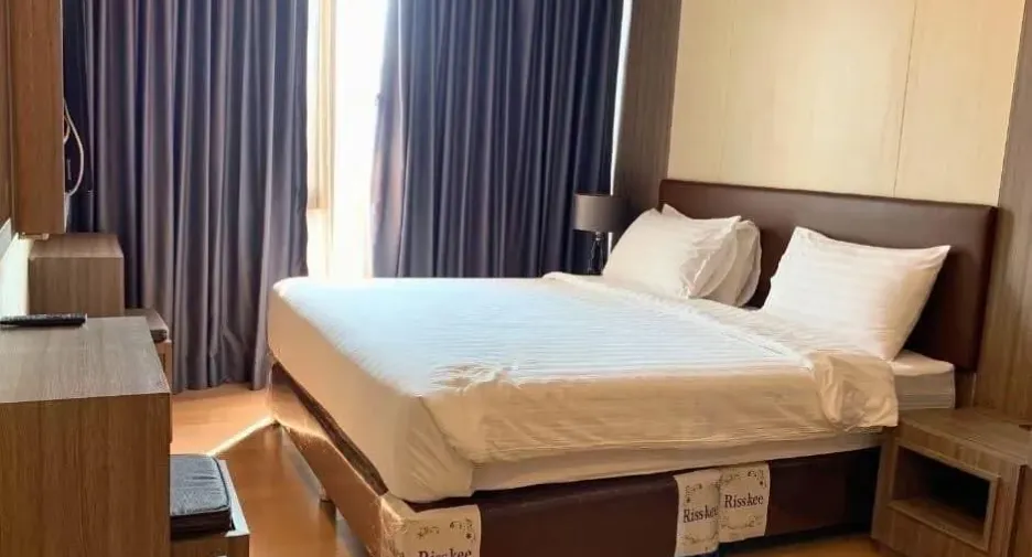 For rent 1 bed condo in Watthana, Bangkok