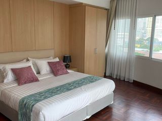 Apartamento en alquiler de 2 habitaciones en Khlong Toei, Bangkok