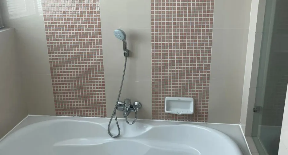 For rent 2 ベッドルーム apartment in Khlong Toei, Bangkok