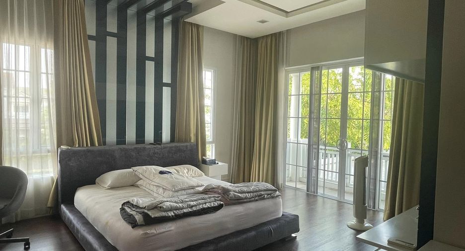Casa en alquiler de 4 habitaciones en Bang Phli, Samut Prakan