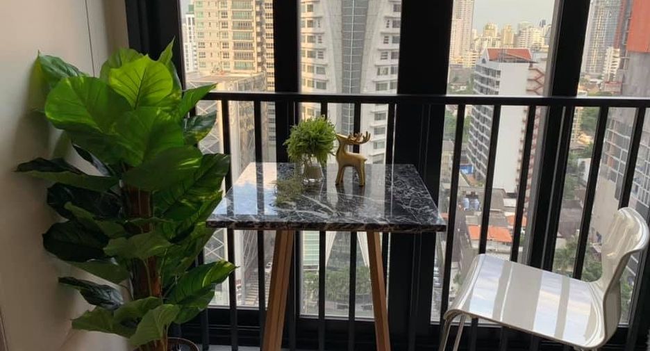Condo en alquiler de 1 habitaciones en Khlong Toei, Bangkok