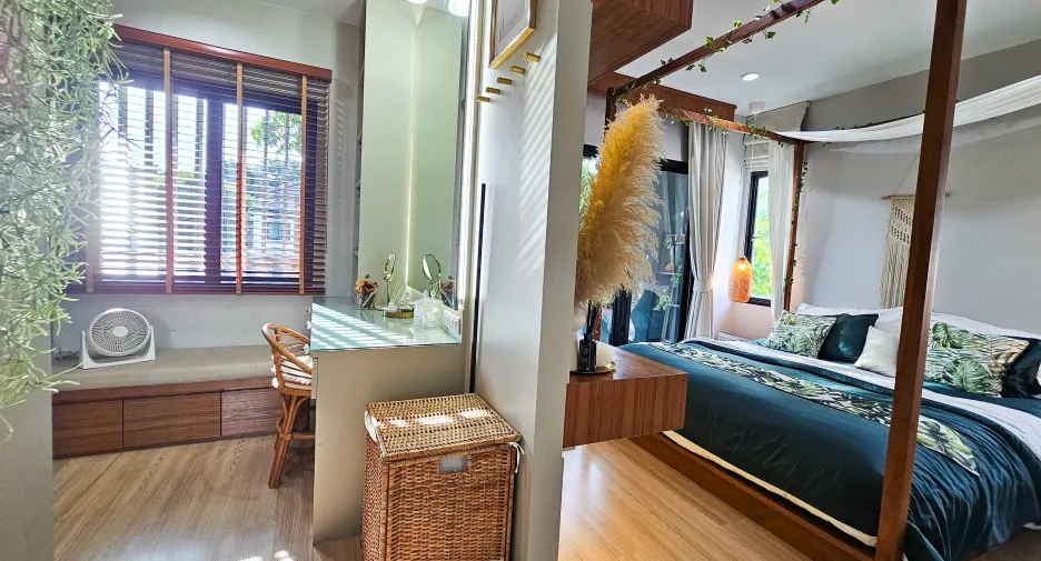 For sale and for rent 4 bedrooms house in Bang Phli, Samut Prakan