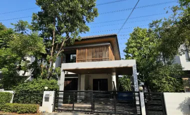 For sale and for rent 4 bedrooms house in Bang Phli, Samut Prakan
