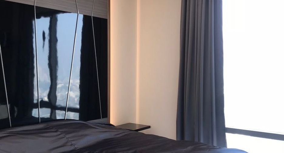 For rent 2 bedrooms condo in Yan Nawa, Bangkok