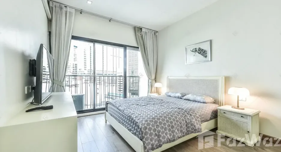 For rent 1 bed condo in Phaya Thai, Bangkok