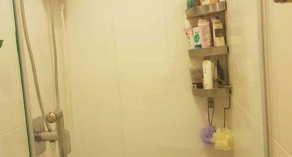 For rent 1 bed condo in Yan Nawa, Bangkok
