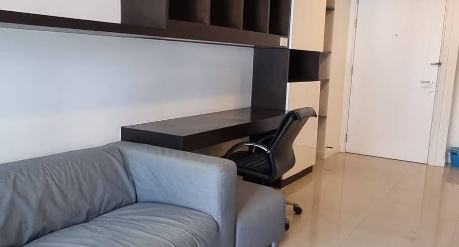 For rent 1 bed condo in Phaya Thai, Bangkok