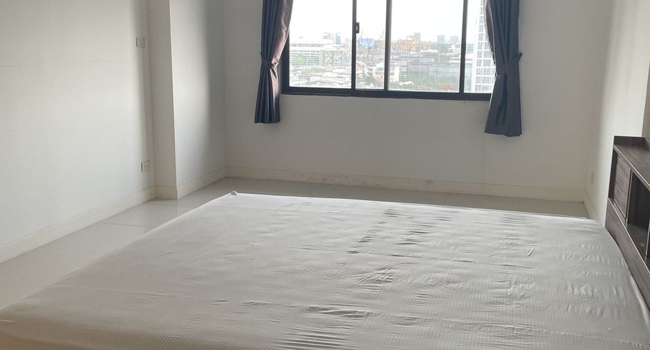 For rent 2 bedrooms apartment in Khlong Toei, Bangkok
