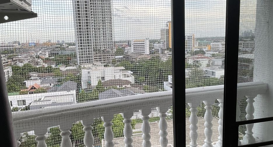 For rent 2 bedrooms apartment in Khlong Toei, Bangkok
