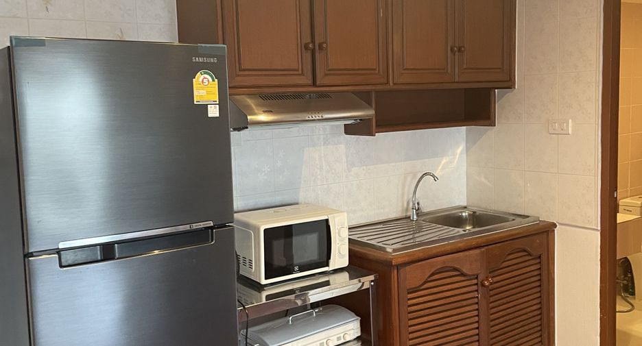 For rent 2 bedrooms apartment in Khlong Toei, Bangkok