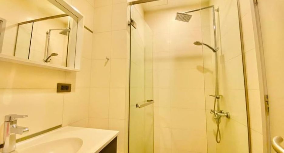 Wohnung zur Miete mit 1 Zimmer in Khlong Toei, Bangkok