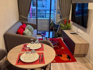 Wohnung zur Miete mit 2 Zimmer in Huai Khwang, Bangkok