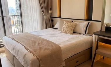 À louer 1 chambre condo à Phra Khanong, Bangkok