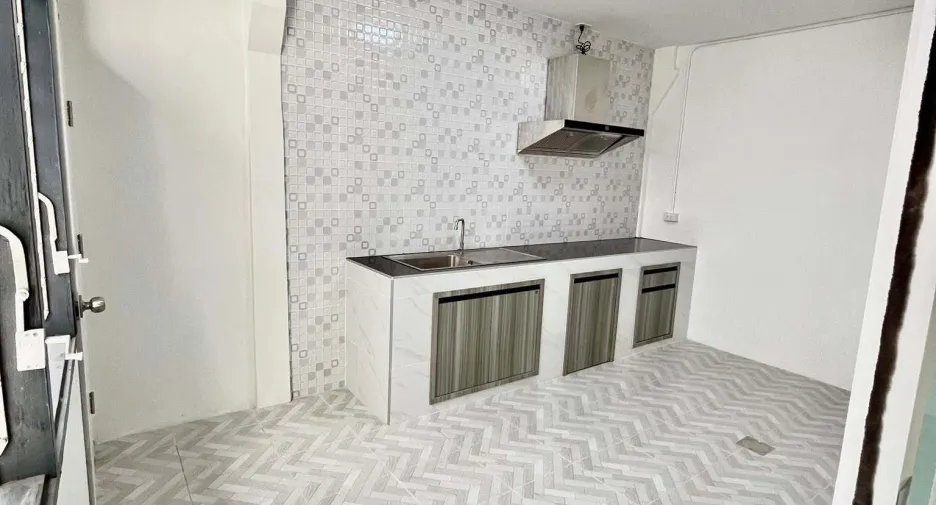 Продажа и аренда 3 спальни дом в Банг Кхо Лаем, Бангкок