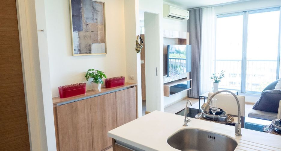 For rent 1 bed condo in Phra Khanong, Bangkok