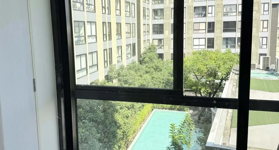 For sale 1 bed condo in Suan Luang, Bangkok