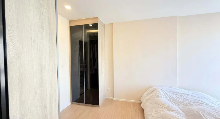 For sale 1 bed condo in Suan Luang, Bangkok