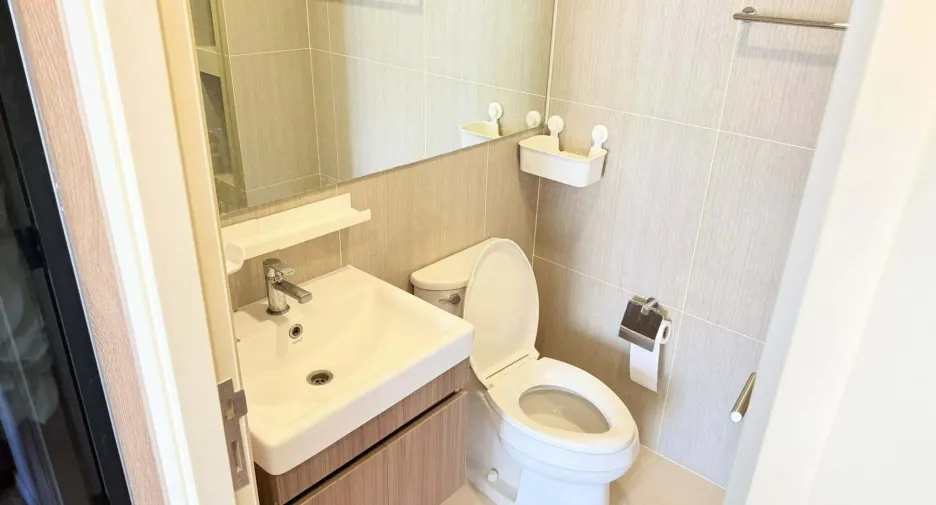 For sale 1 bed condo in Suan Luang, Bangkok