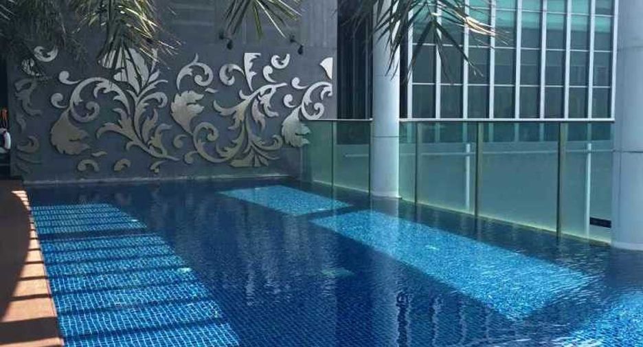 Condo en alquiler de 2 habitaciones en Phra Khanong, Bangkok