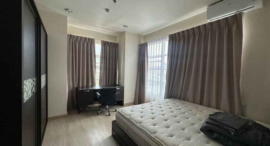 For rent 1 bed condo in Phaya Thai, Bangkok