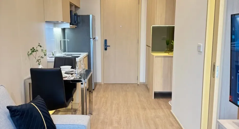 For rent 1 bed condo in Watthana, Bangkok
