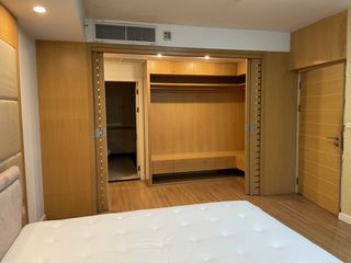 For rent 2 bedrooms condo in Sathon, Bangkok