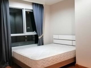 For rent 3 bedrooms condo in Huai Khwang, Bangkok