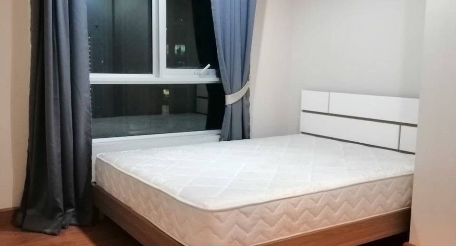 For rent 3 bedrooms condo in Huai Khwang, Bangkok