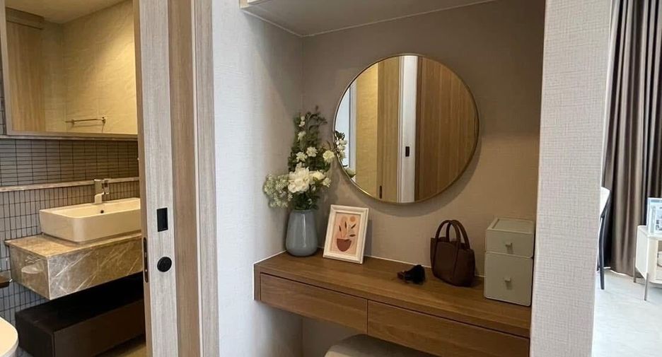 For rent 1 bed condo in Pathum Wan, Bangkok