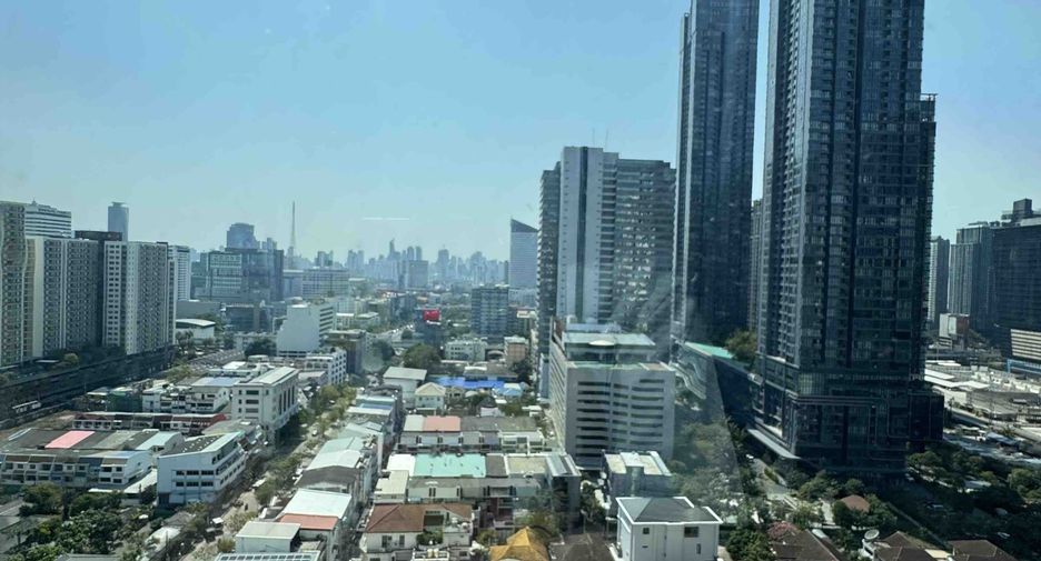 Wohnung zur Miete mit 1 Zimmer in Huai Khwang, Bangkok