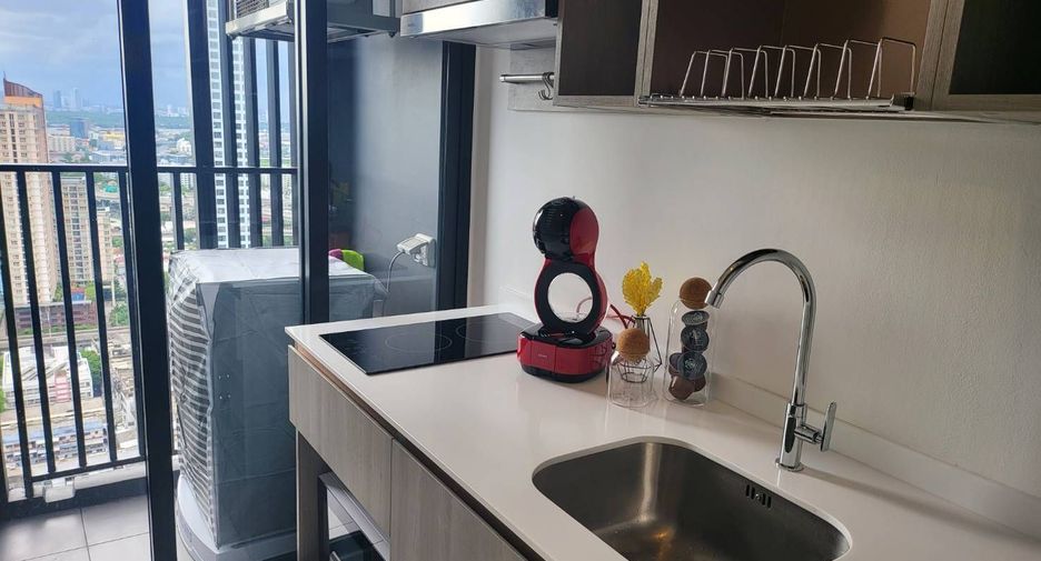 For rent 1 bed condo in Watthana, Bangkok