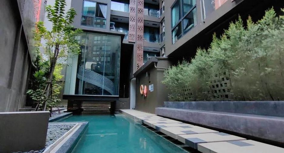 For rent 1 bed condo in Bang Rak, Bangkok
