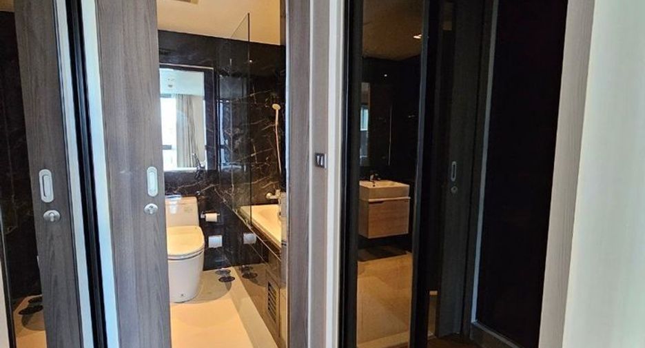 For rent 1 bed condo in Bang Rak, Bangkok