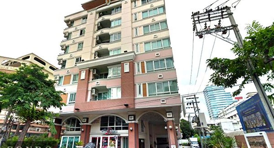 For rent 1 bed condo in Bang Rak, Bangkok