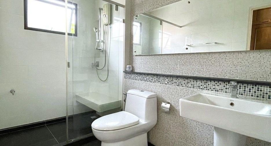For rent 4 ベッドルーム house in Prawet, Bangkok