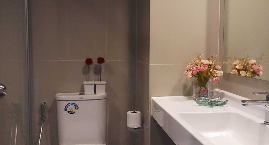 For rent studio condo in Phra Khanong, Bangkok
