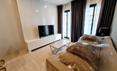 For rent 2 bedrooms condo in Pathum Wan, Bangkok