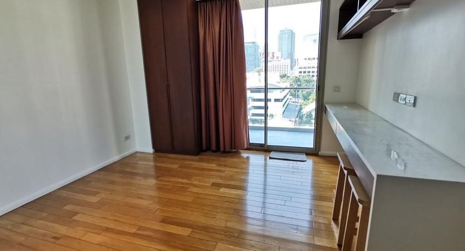 For rent 2 bedrooms condo in Sathon, Bangkok