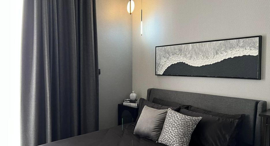 For rent 2 bedrooms condo in Khlong San, Bangkok