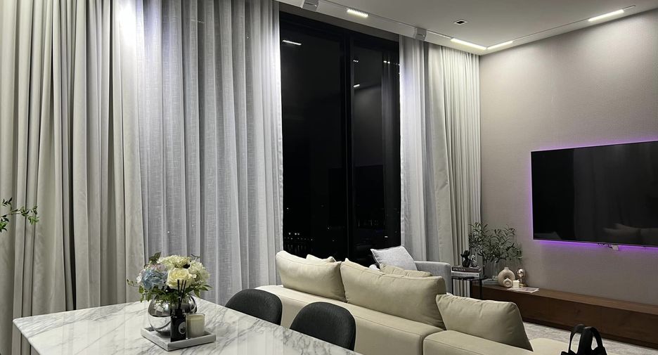For rent 2 bedrooms condo in Khlong San, Bangkok