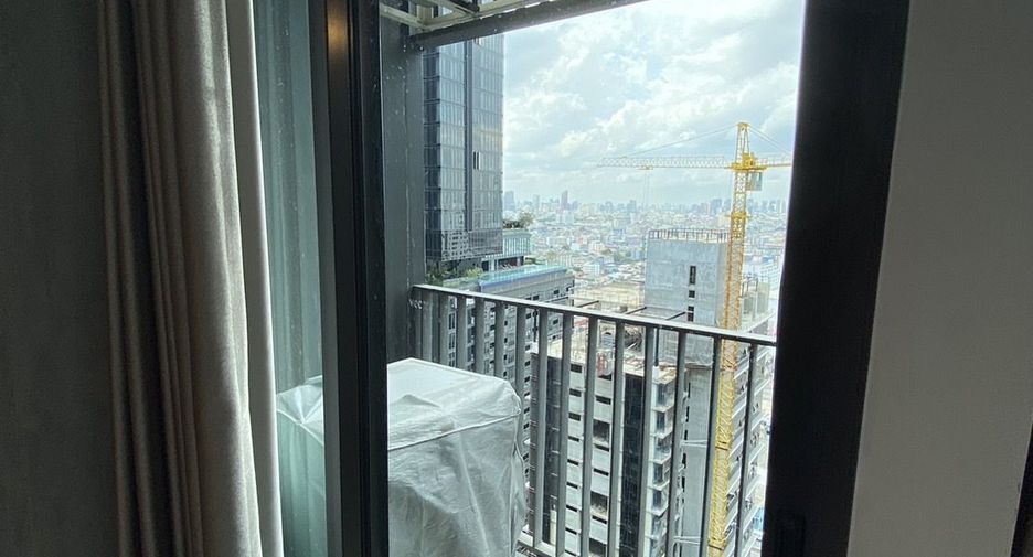 Condo en alquiler de estudio en Huai Khwang, Bangkok