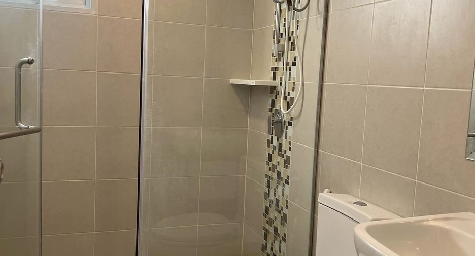 For rent 2 bedrooms condo in Phasi Charoen, Bangkok