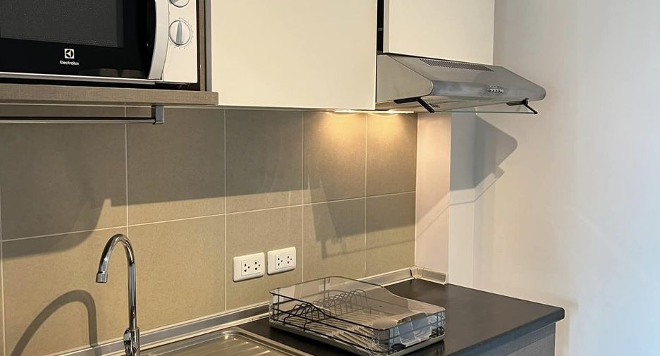 For rent 2 bedrooms condo in Phasi Charoen, Bangkok