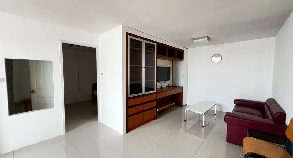 For rent 1 bed condo in Huai Khwang, Bangkok