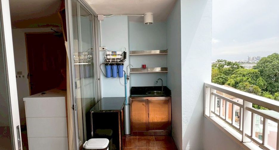 For rent 1 bed condo in Huai Khwang, Bangkok