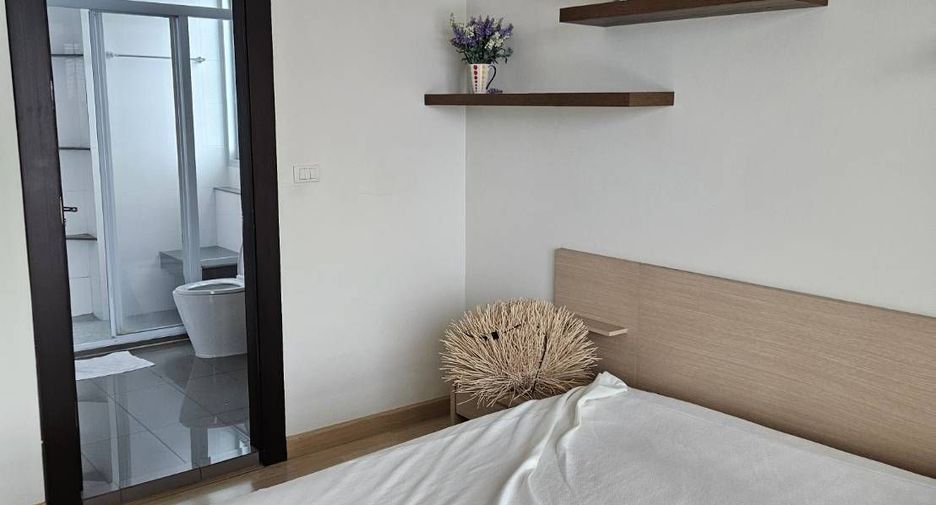 For rent 1 bed condo in Huai Khwang, Bangkok