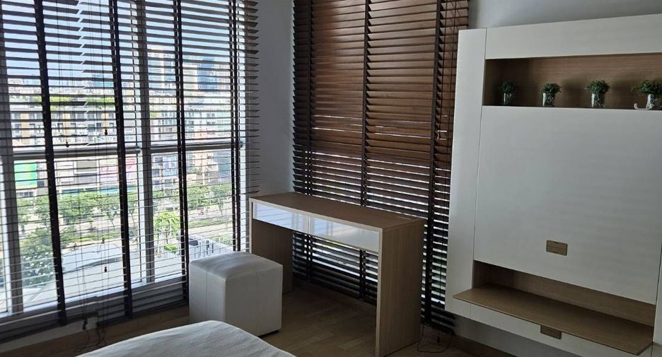 For rent 1 bed condo in Huai Khwang, Bangkok